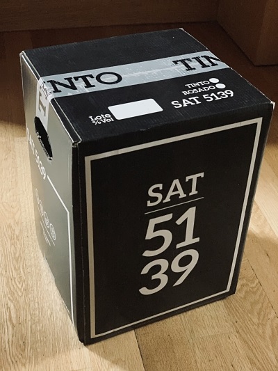 Bag in Box Finca Cárdaba 15 litros caja negra SAT 5139